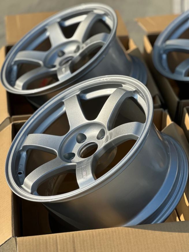 TE37 SAGA S-Plus Wheel 18x9.5+33 5x120 Diamond Silver FK8 Civic Type R