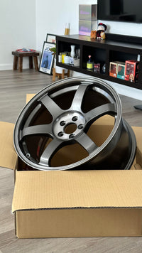 Rays Volk Racing TE37 SAGA SL 18x9.5 +45 5x100 (Face 4) Bore: 65mm